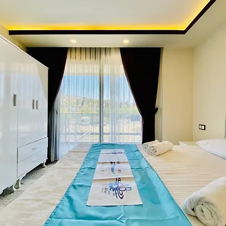 Kusadasi'nda Havuzlu Lux Life