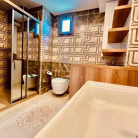 Kusadasi'nda Havuzlu Lux Life Vila Kusadası